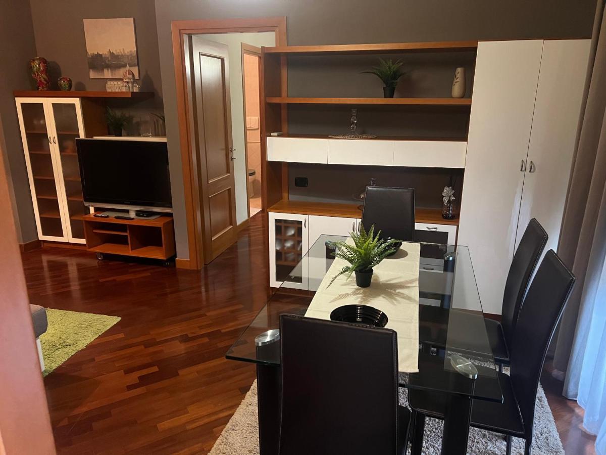 Charme & Relax - Fiera Di Roma - Fiumicino Airport Apartment Понте Галерия Екстериор снимка