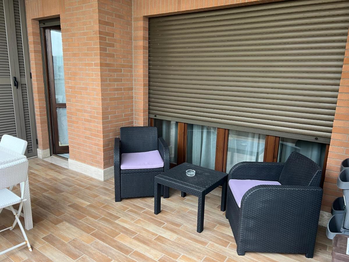 Charme & Relax - Fiera Di Roma - Fiumicino Airport Apartment Понте Галерия Екстериор снимка